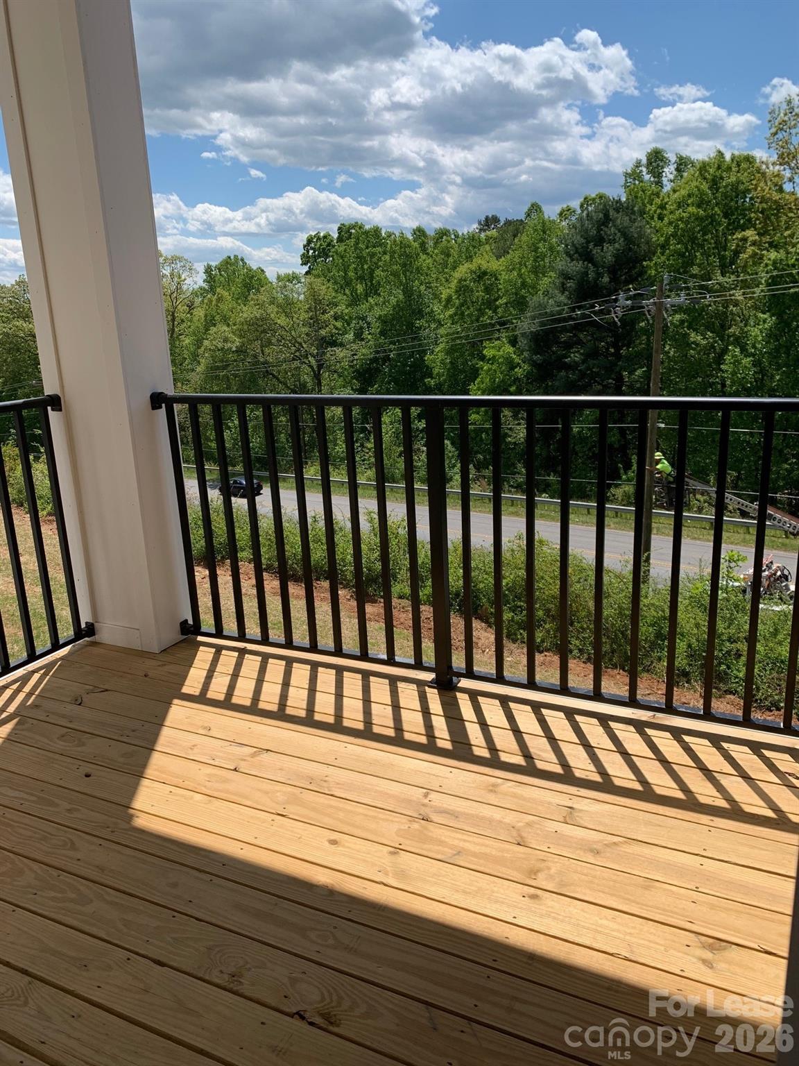 50 Riverside Drive Property Photo 4