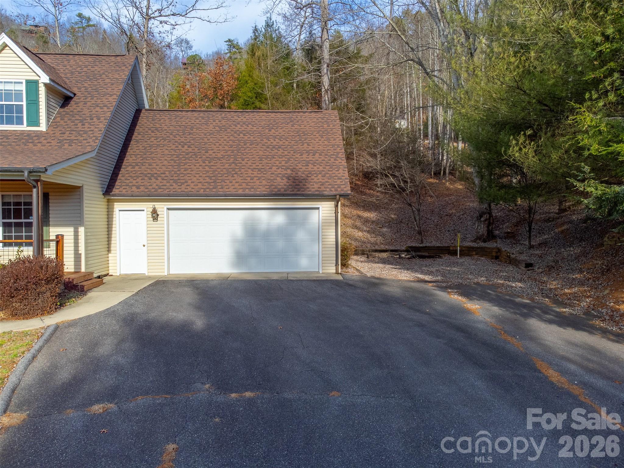 161 Rock Field Way Property Photo 33