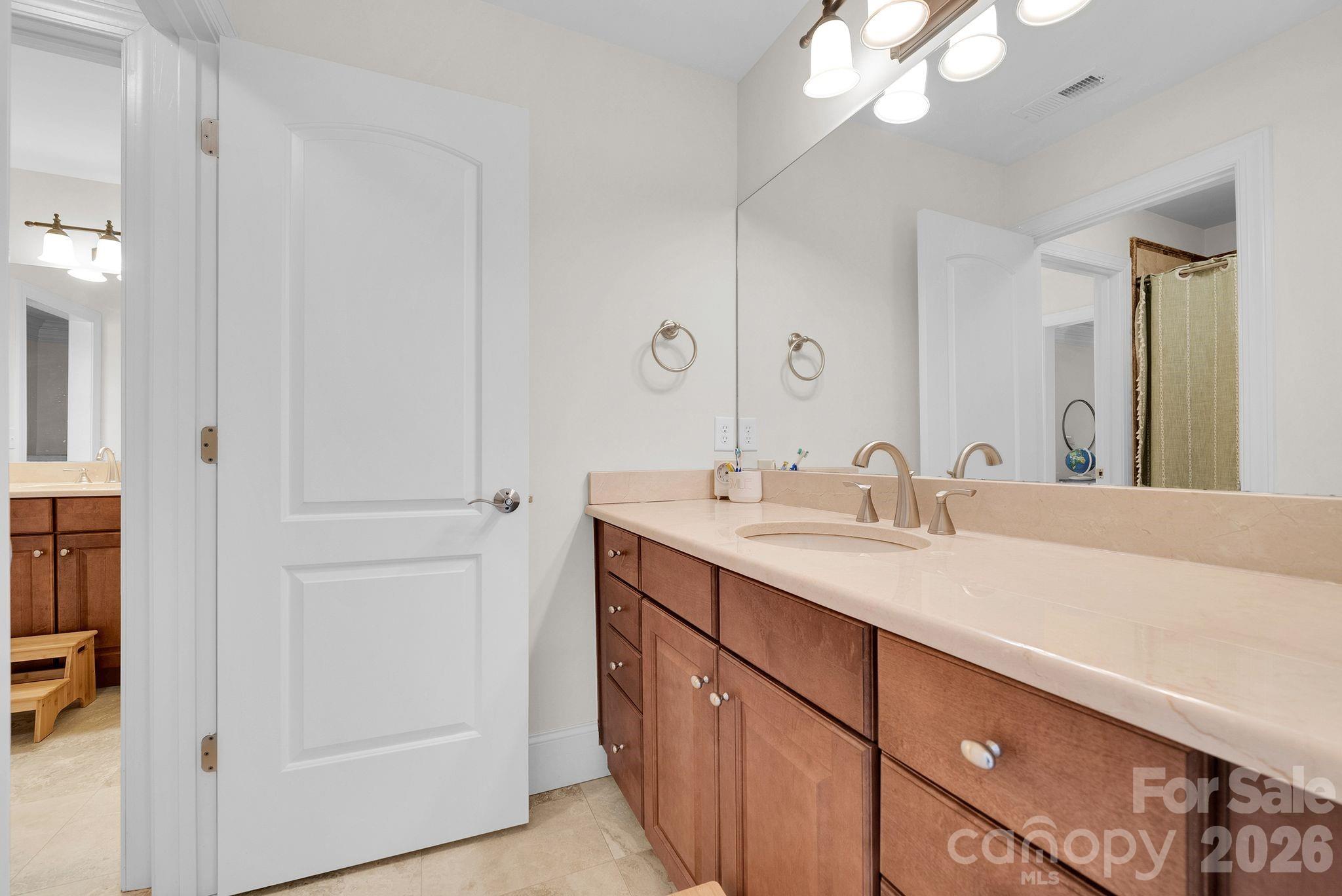 7778 Burning Ridge Drive Property Photo 25