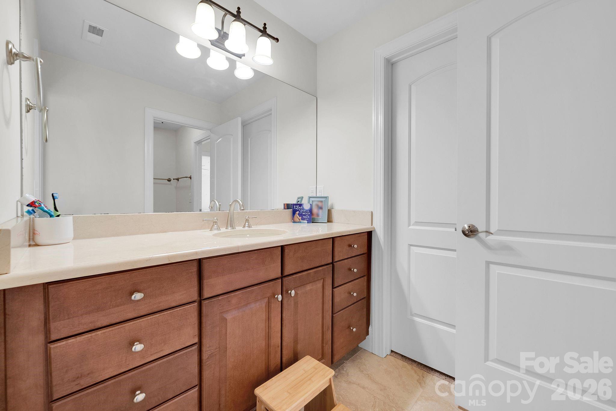 7778 Burning Ridge Drive Property Photo 27