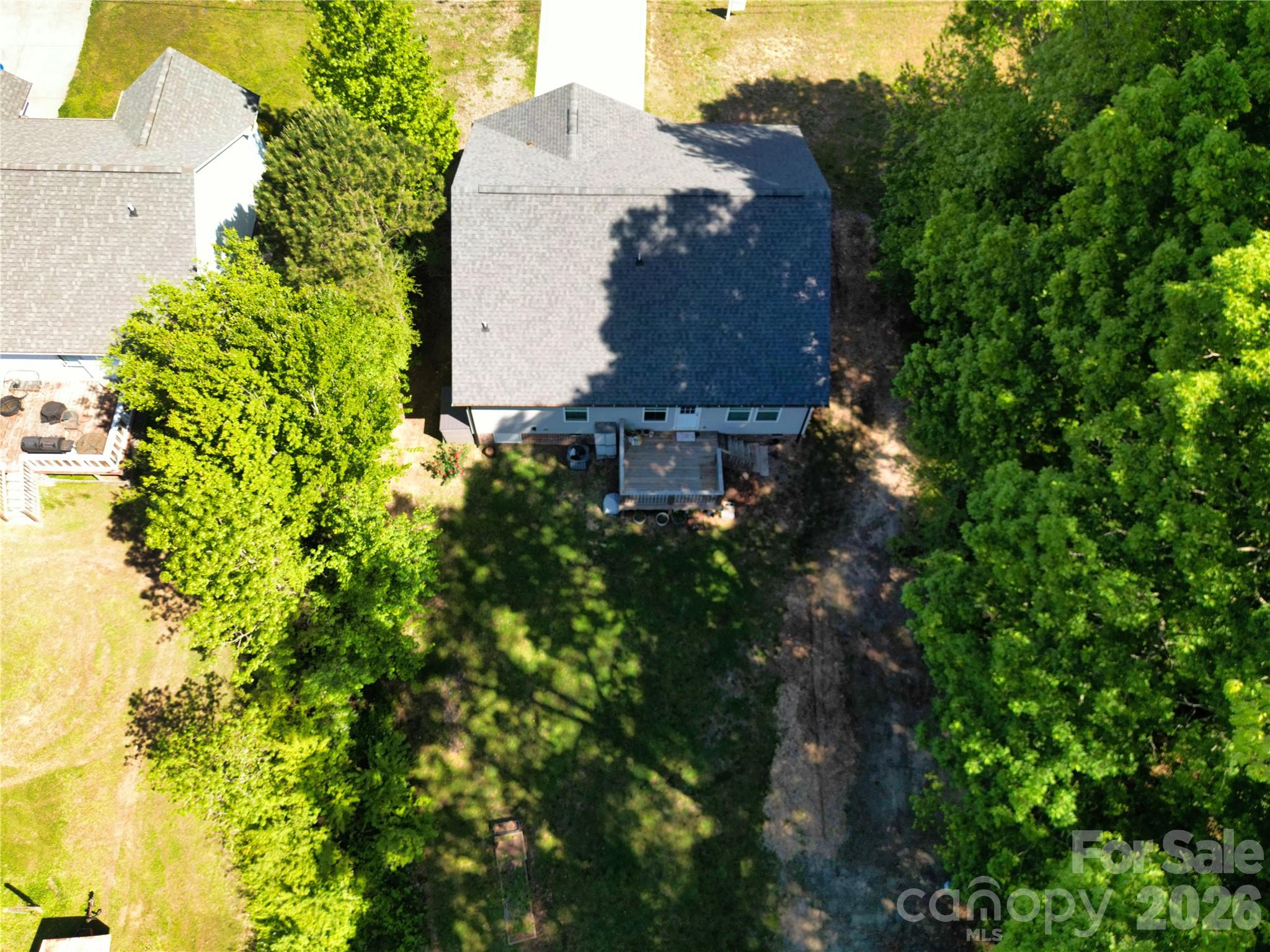 1526 Shepard Street Property Photo 3