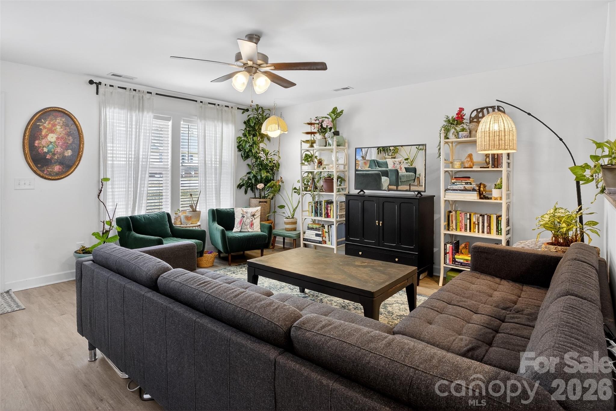 1526 Shepard Street Property Photo 8