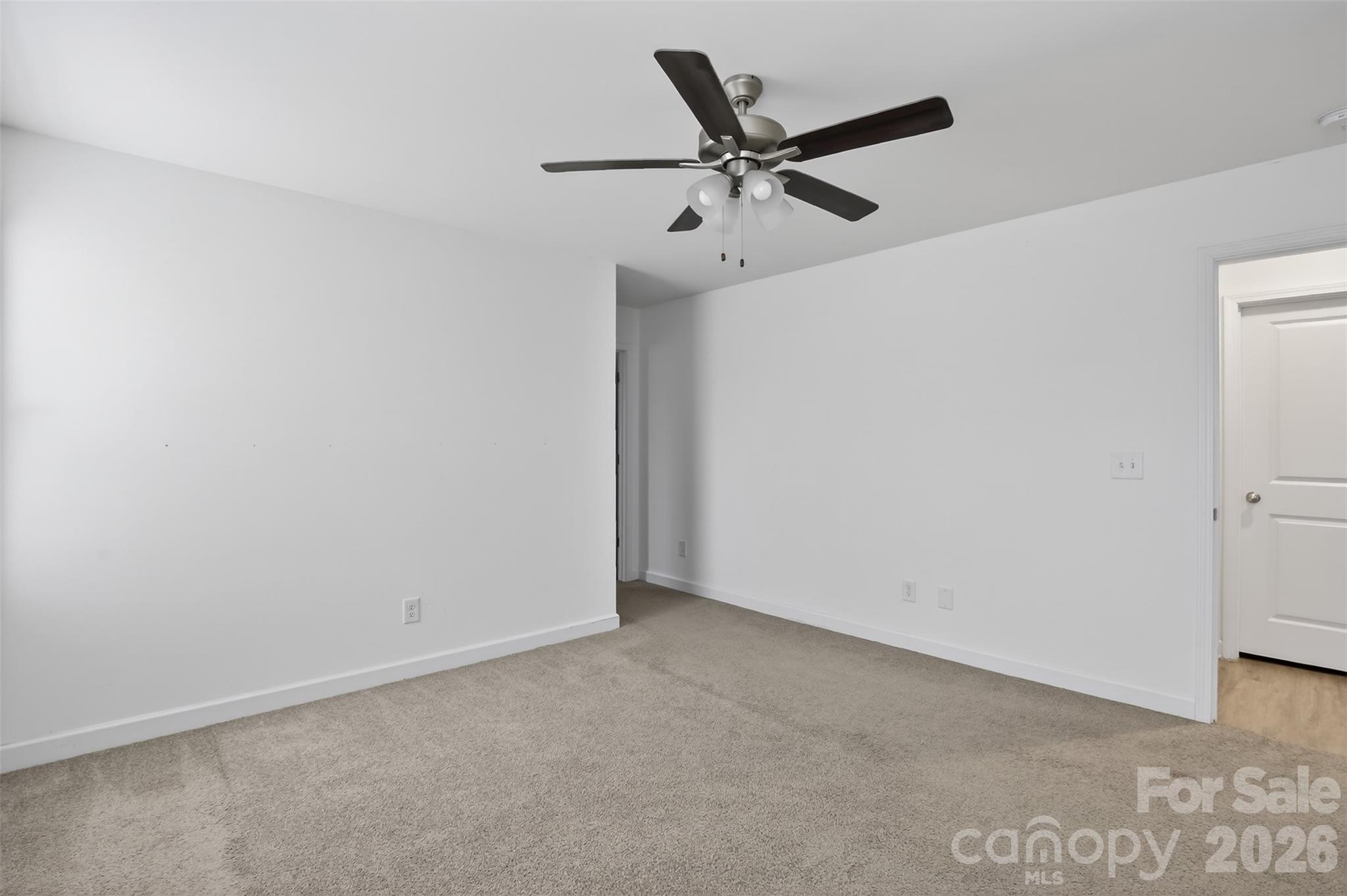 1526 Shepard Street Property Photo 19