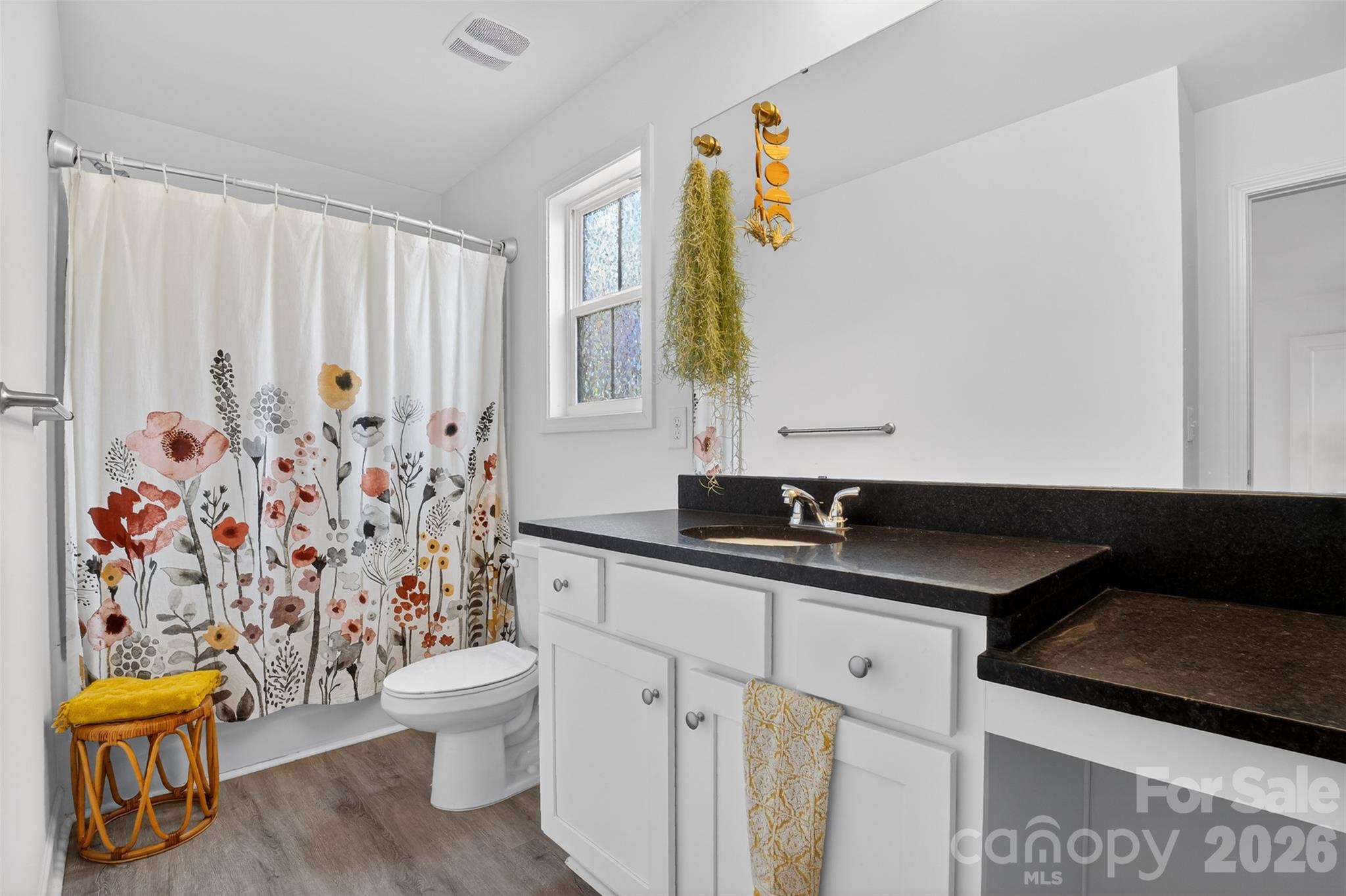 1526 Shepard Street Property Photo 20