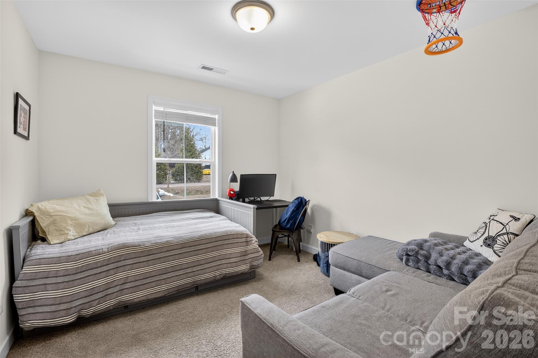 1526 Shepard Street Property Photo 23