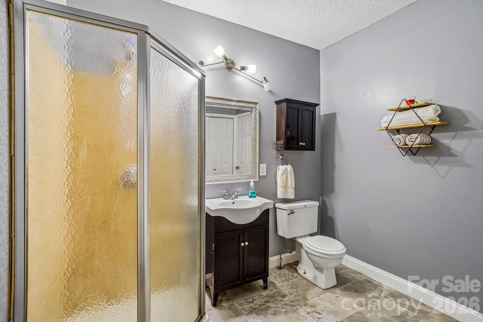 327 Heather Court Property Photo 20