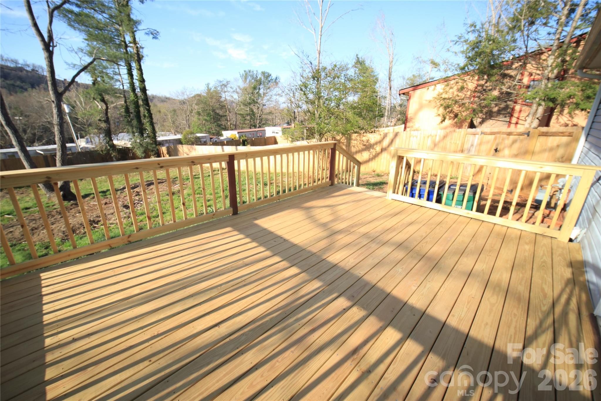 327 Heather Court Property Photo 28