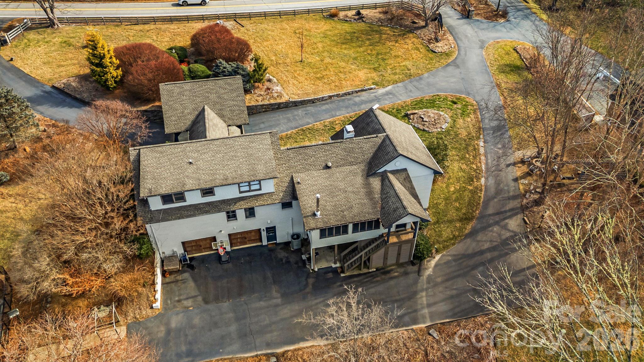 1236 Upper Brush Creek Road Property Photo 2