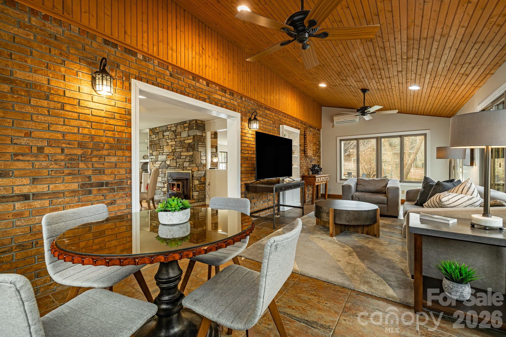 1236 Upper Brush Creek Road Property Photo 17
