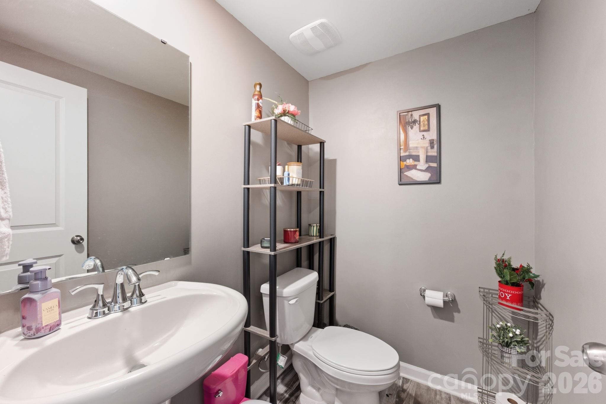 609 N Mulberry Street Property Photo 10
