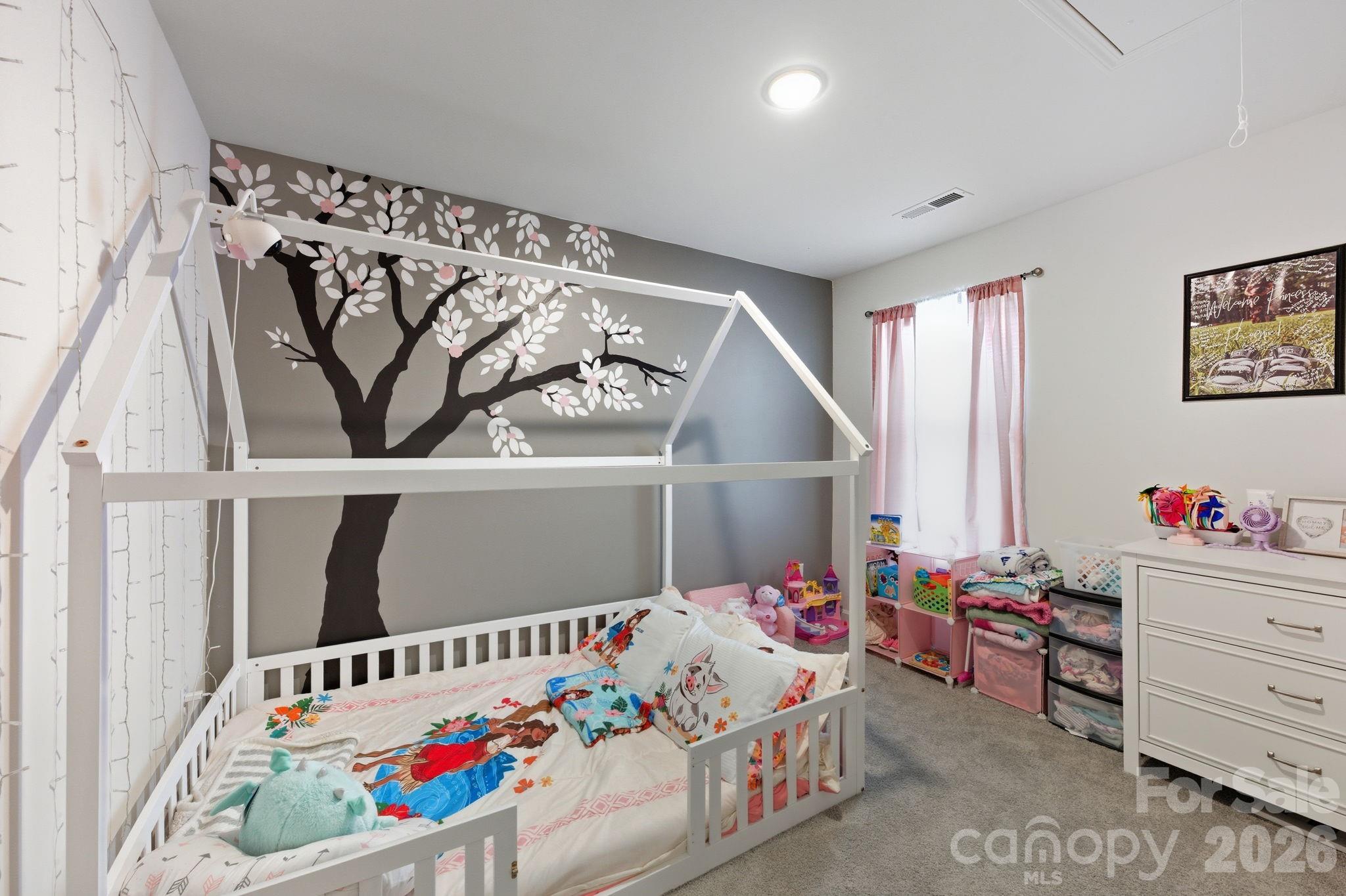 609 N Mulberry Street Property Photo 13