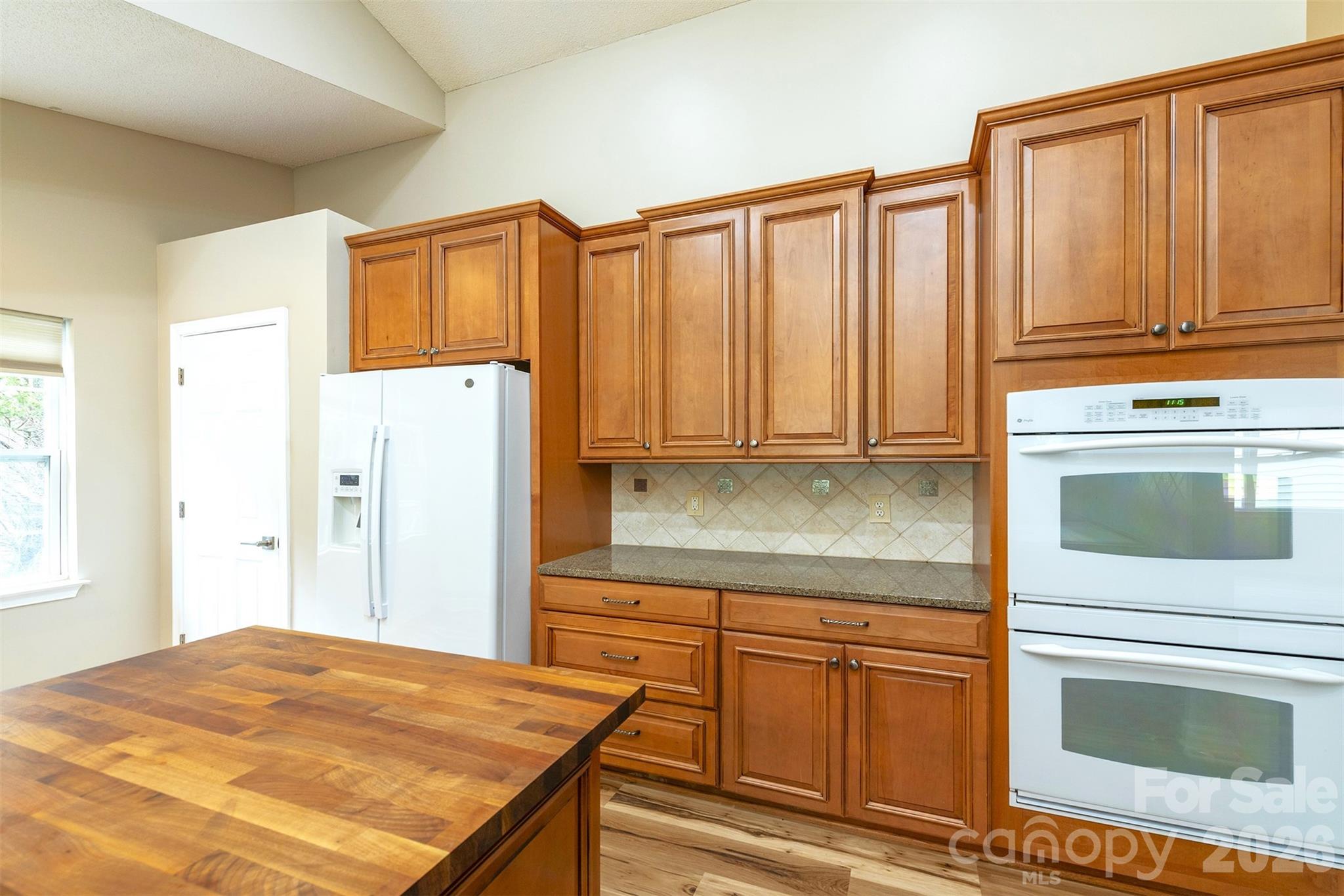 50 Clear Creekside Drive Property Photo 12