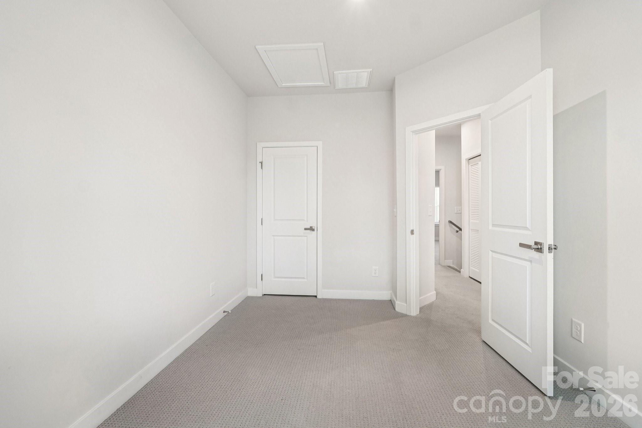 547 Nantahala Drive Property Photo 28