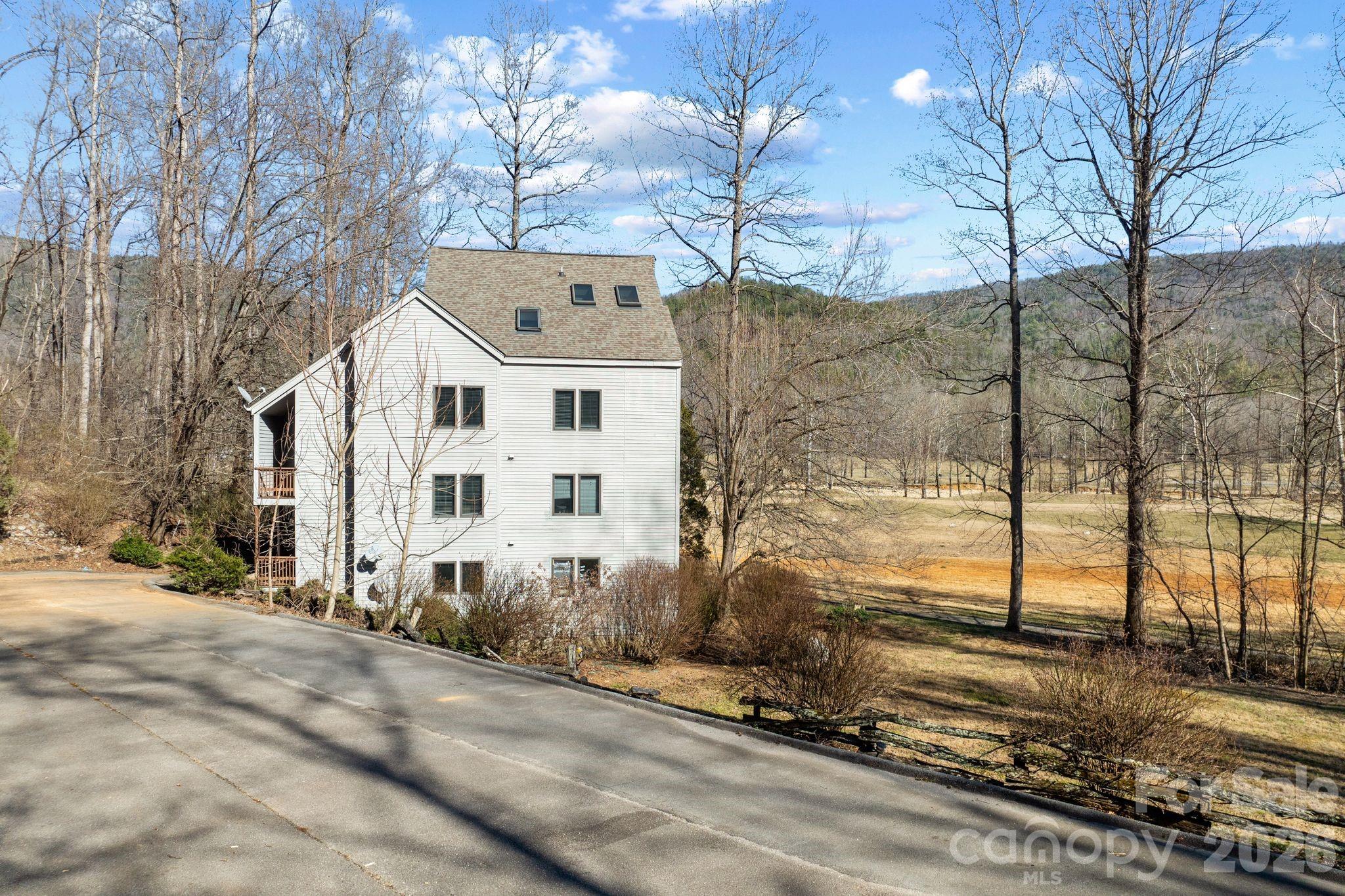 299 Blue Ridge Drive 1 Property Photo 2