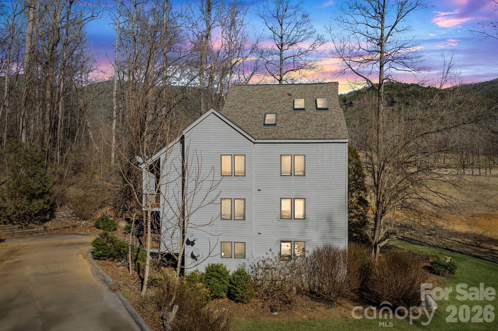 299 Blue Ridge Drive 1 Property Photo 21