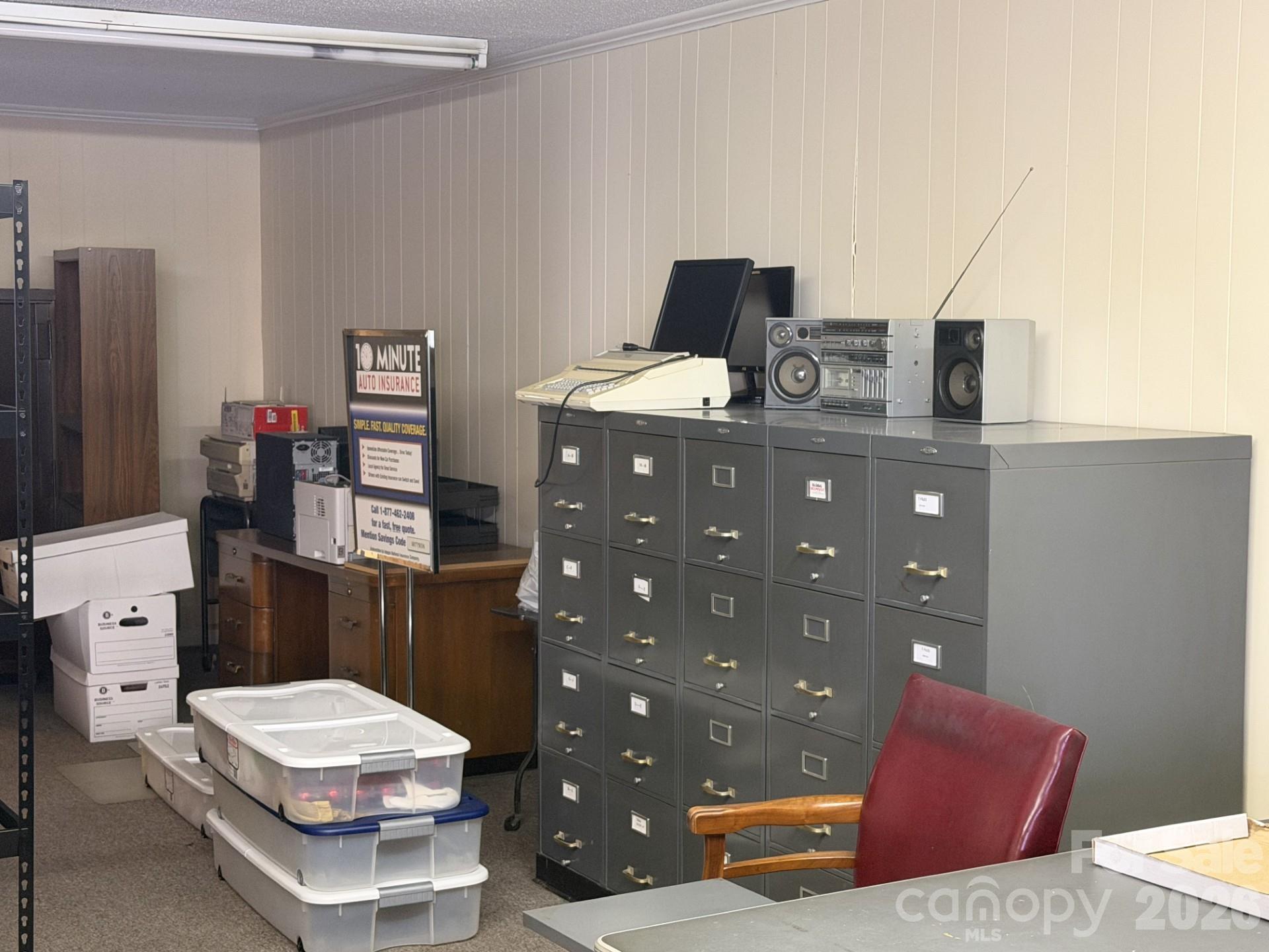 117 N Main Street Property Photo 4