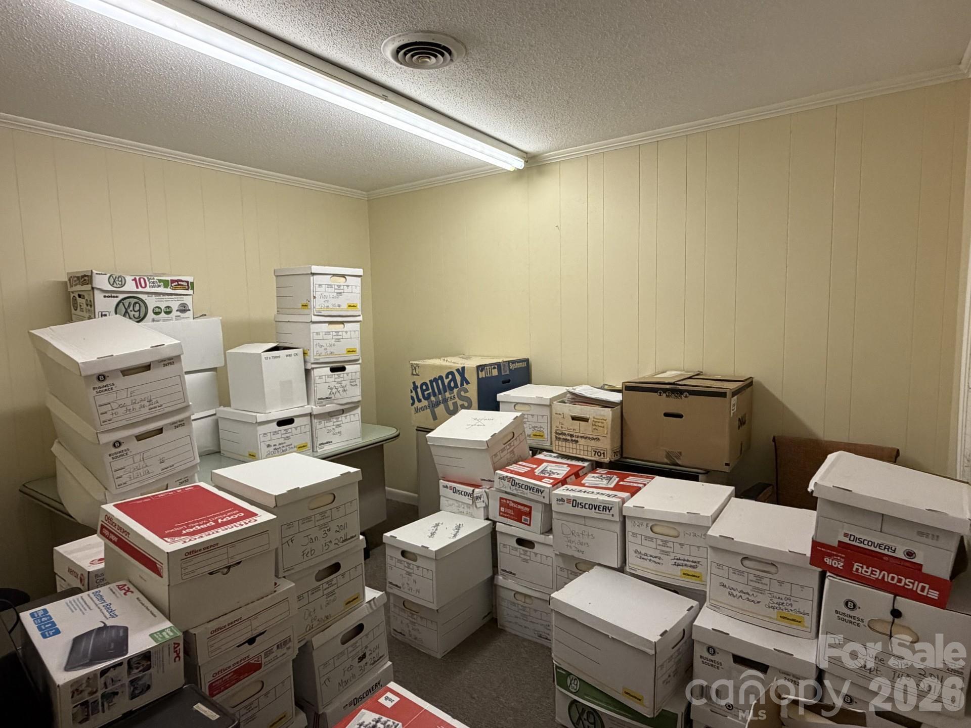 117 N Main Street Property Photo 6