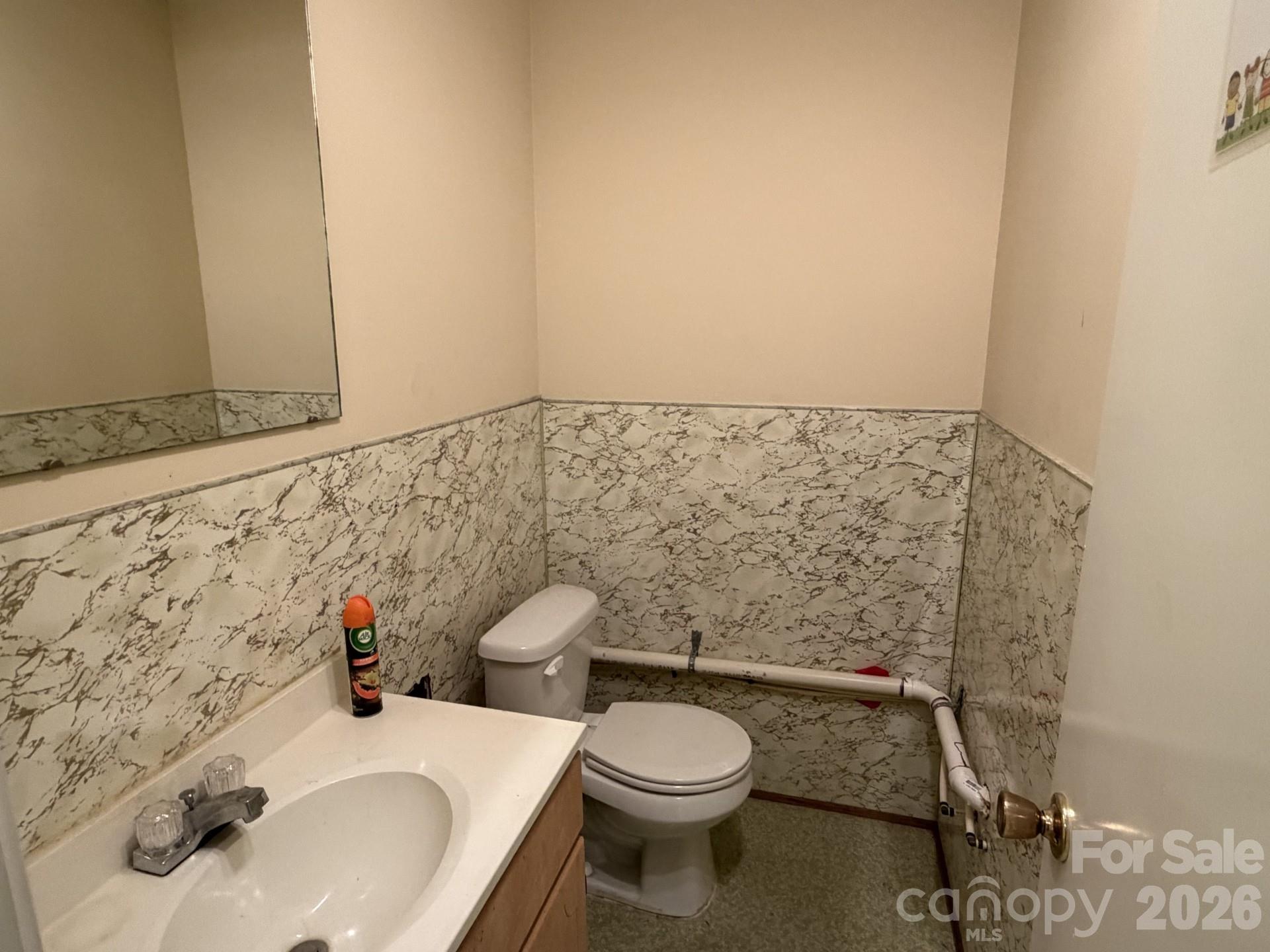 117 N Main Street Property Photo 8