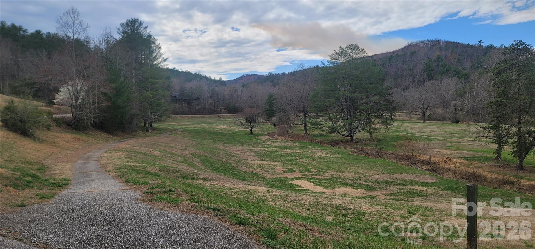 7882 Kinglet Road Property Photo 2