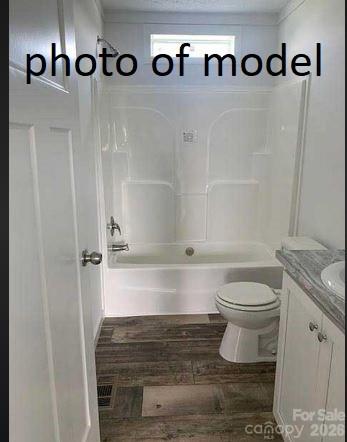 2312 Magnolia Place 10 Property Photo 11