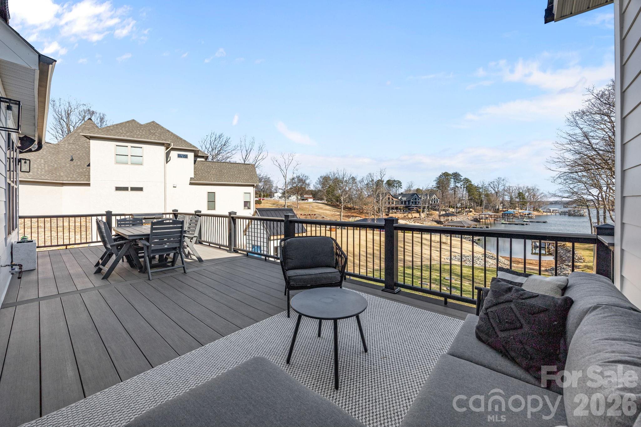 5020 Slanting Bridge Road Property Photo 11