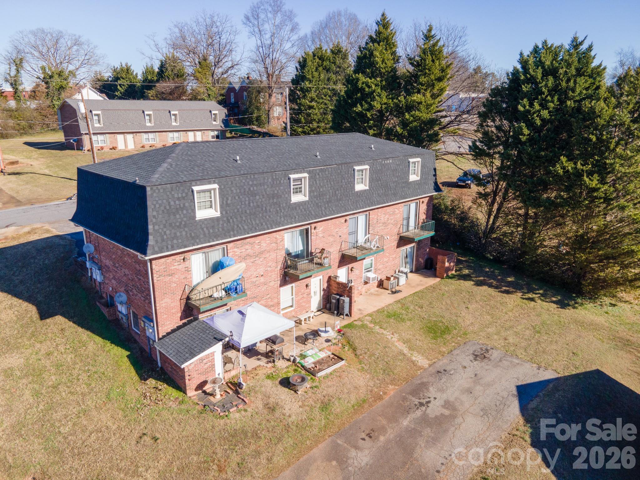 18 Berkley Avenue Property Photo 2