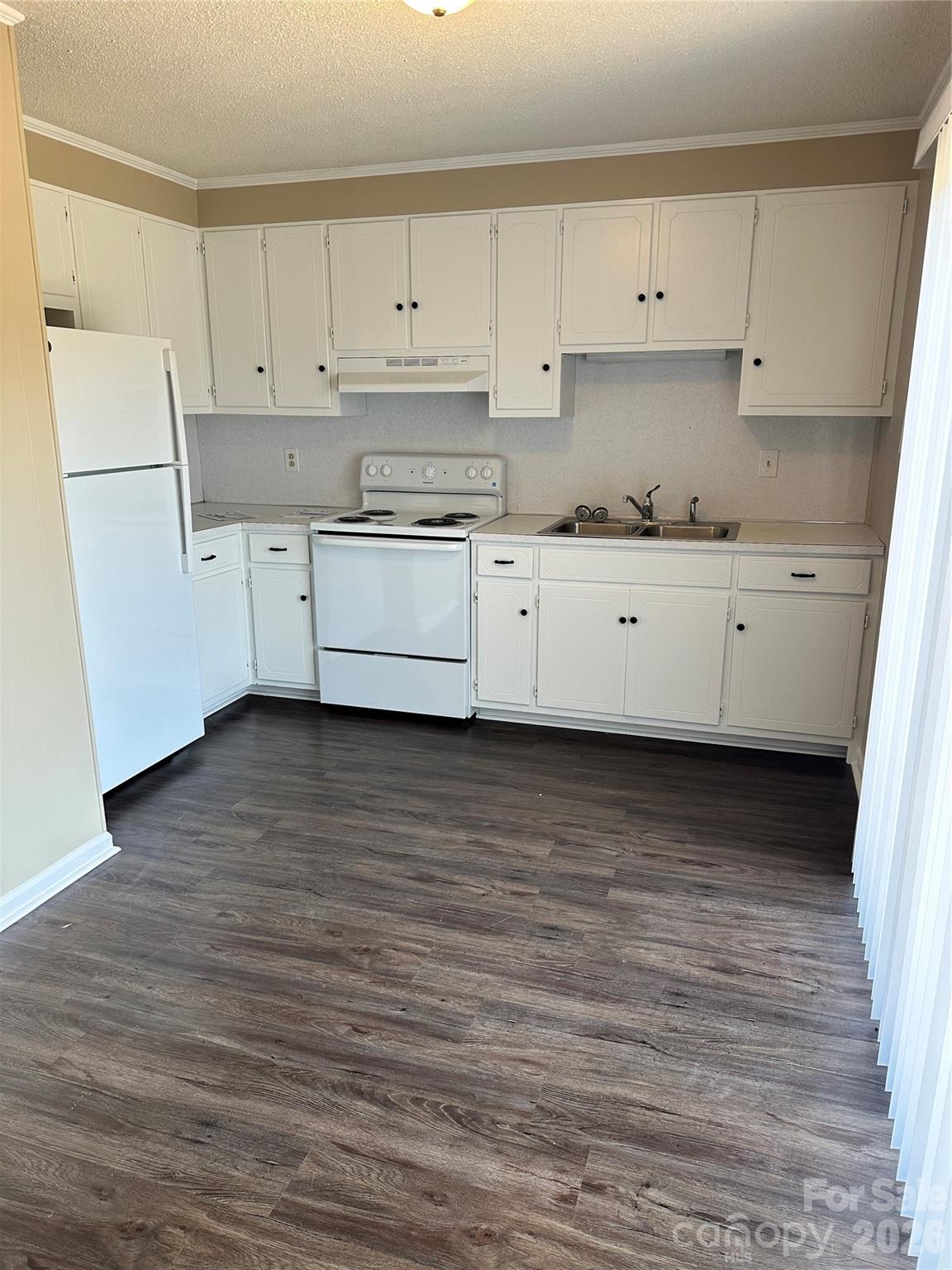 18 Berkley Avenue Property Photo 22