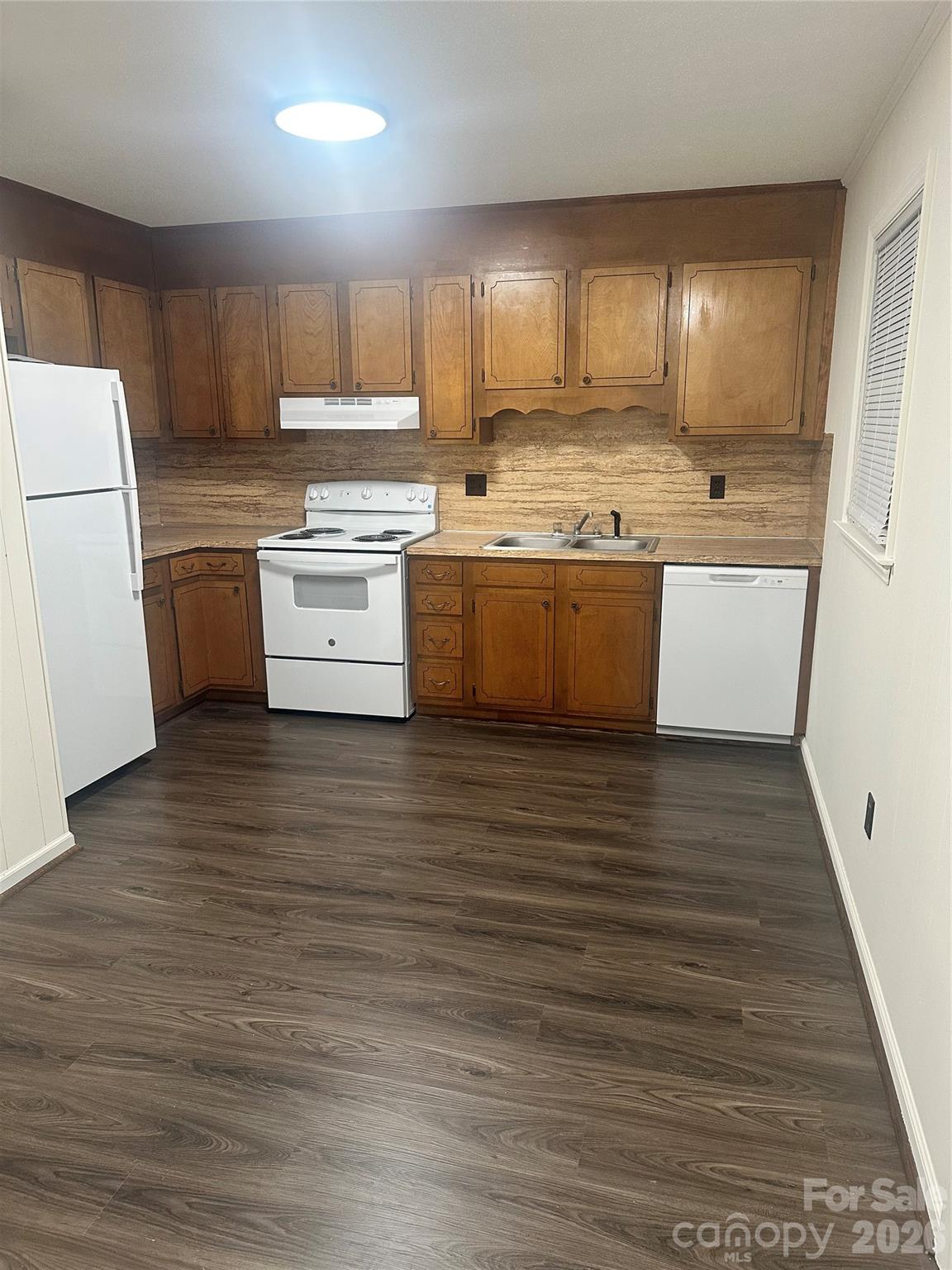 18 Berkley Avenue Property Photo 32