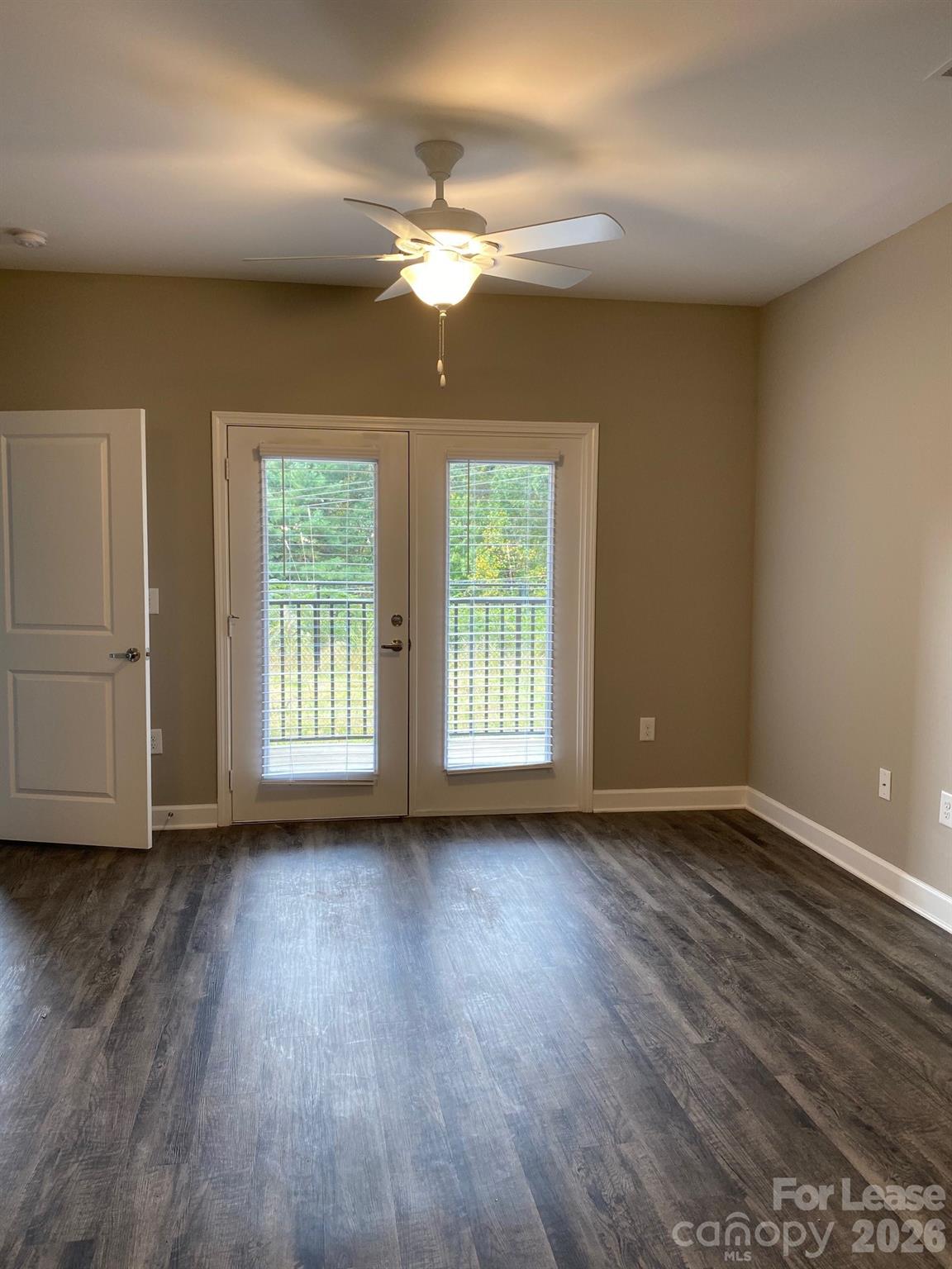 90 Riverside Drive Property Photo 17