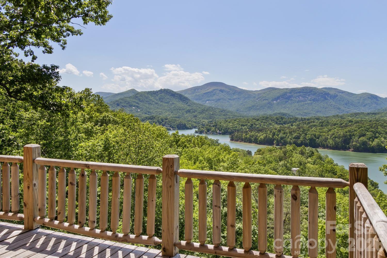 109 Overlook Point Lane Property Photo 10