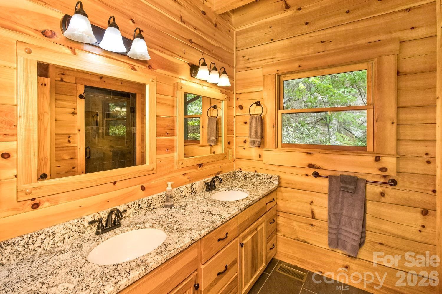 109 Overlook Point Lane Property Photo 19