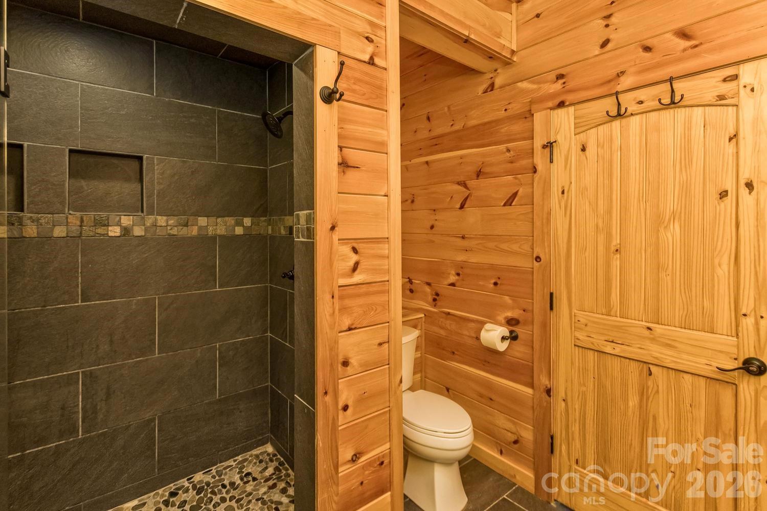 109 Overlook Point Lane Property Photo 21