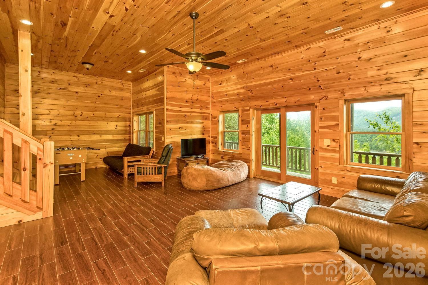 109 Overlook Point Lane Property Photo 30