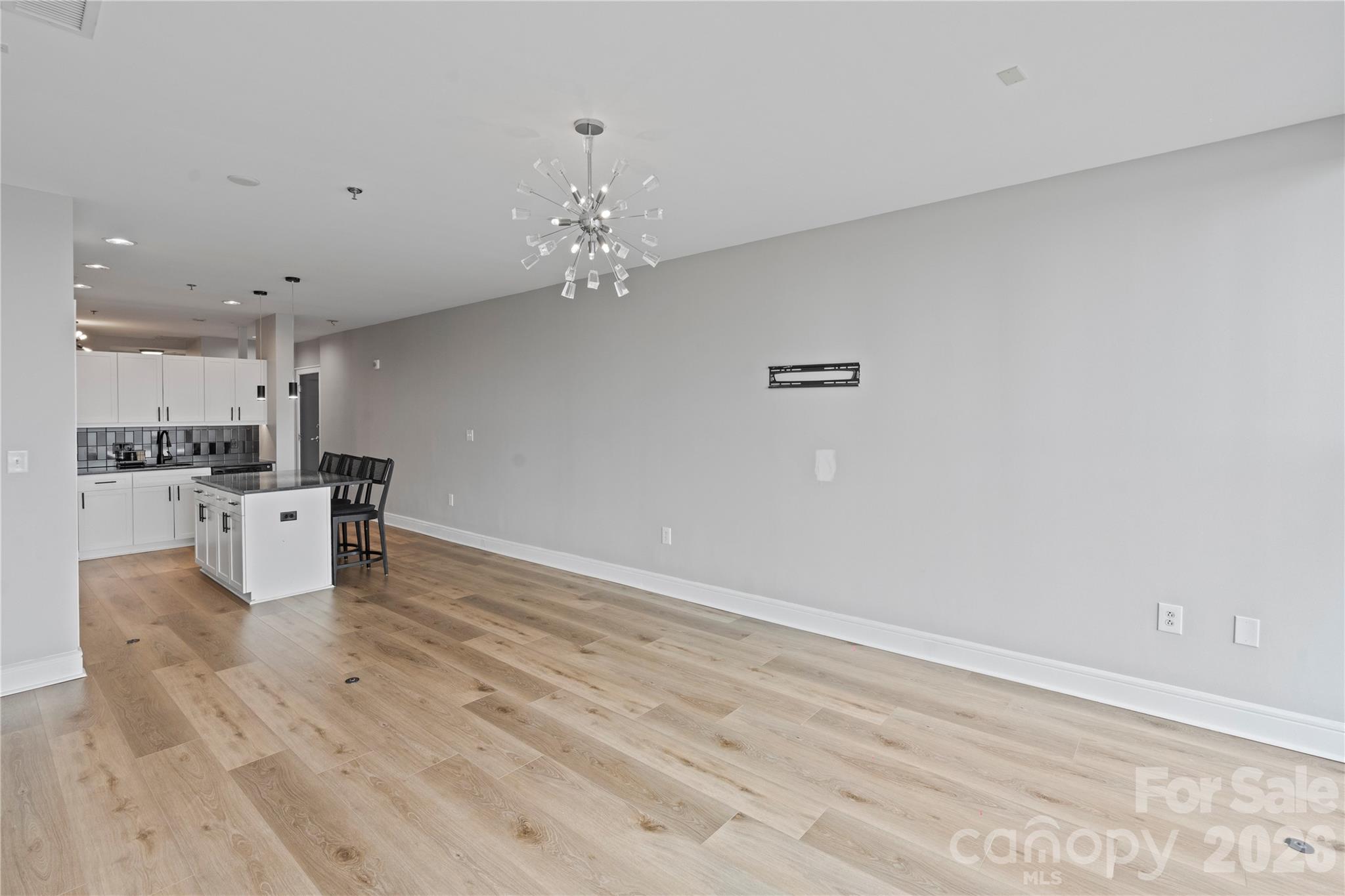 333 W Trade Street 2103 Property Photo 6