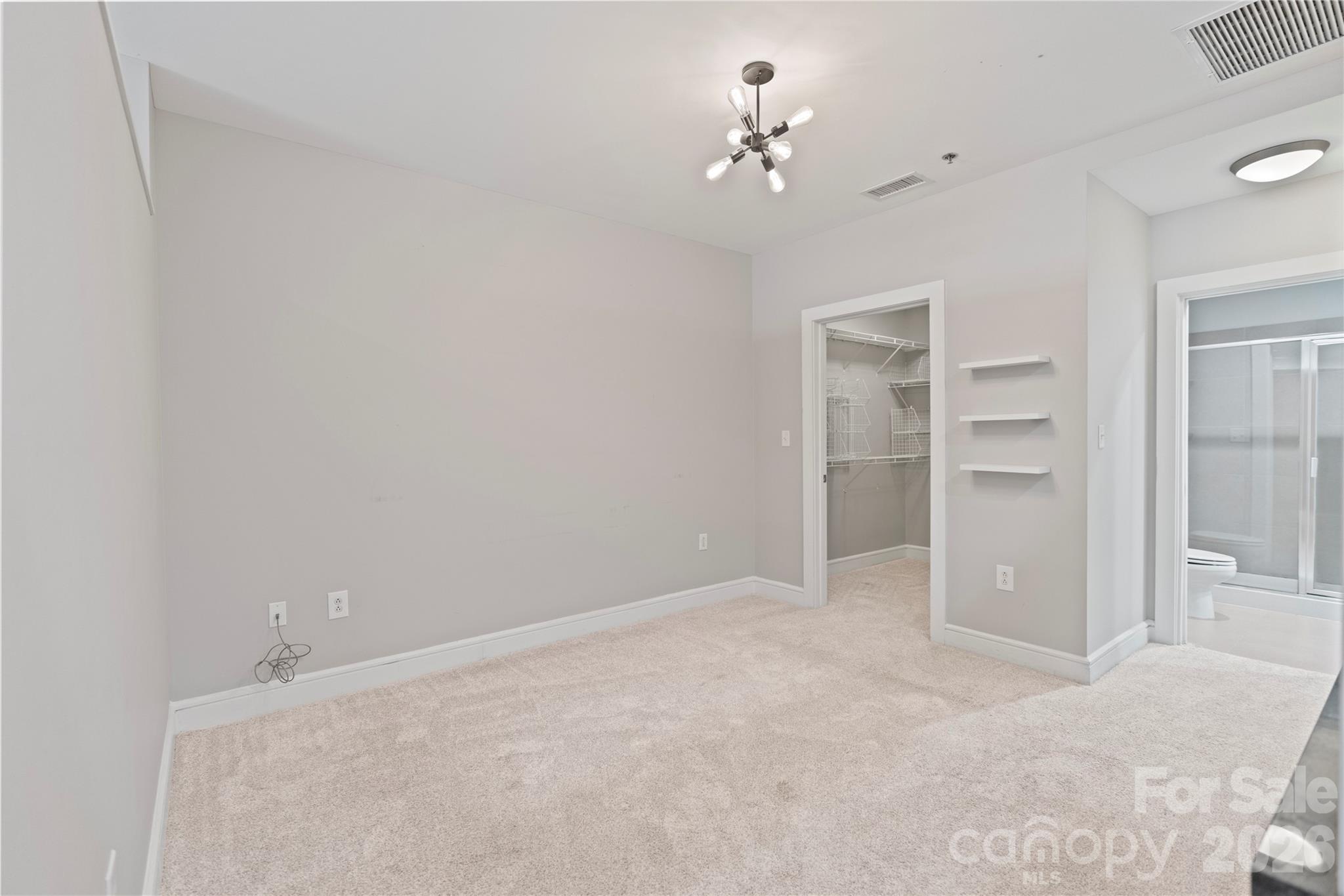 333 W Trade Street 2103 Property Photo 7
