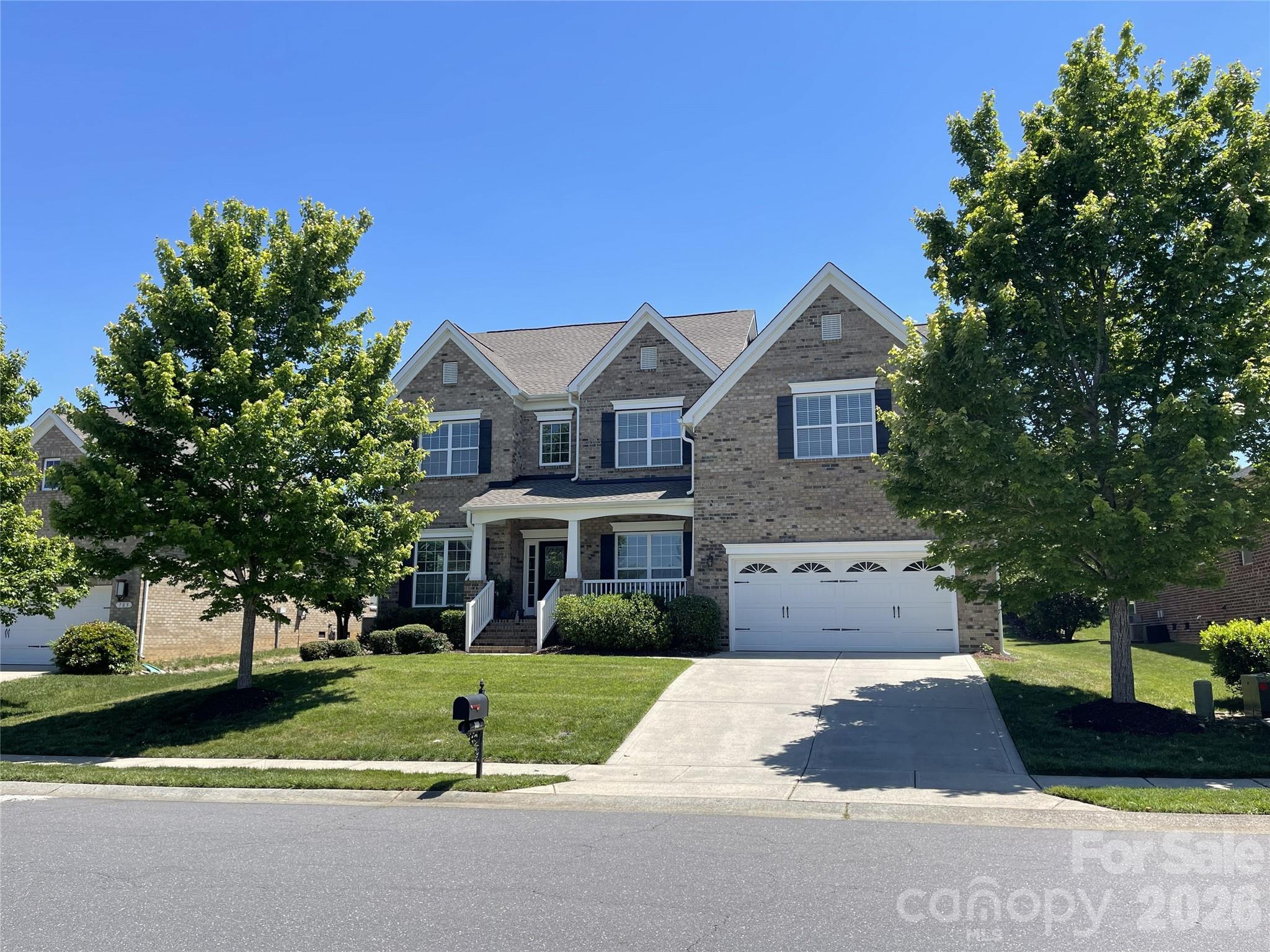707 Five Leaf Lane Property Photo 1