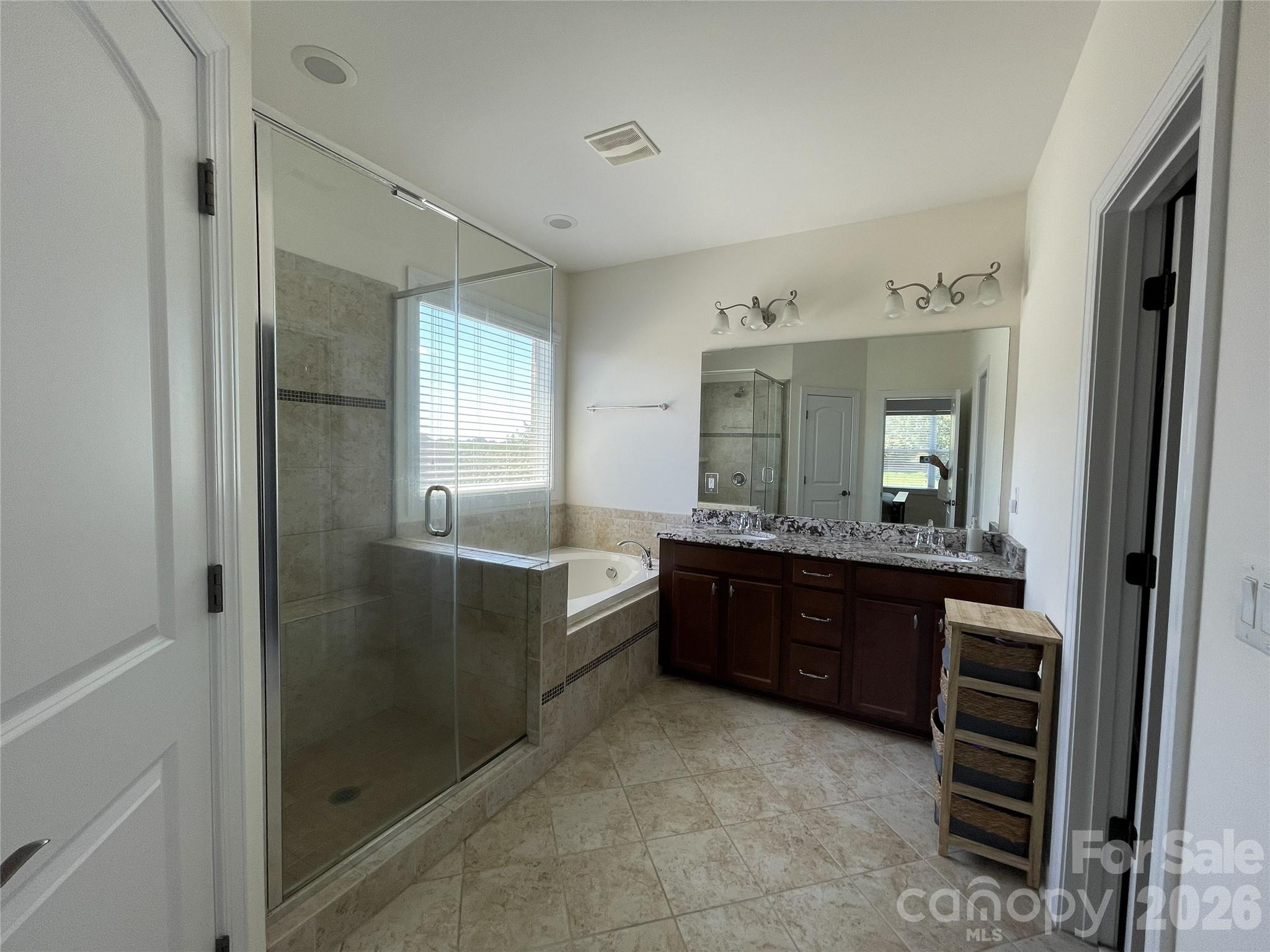 707 Five Leaf Lane Property Photo 33