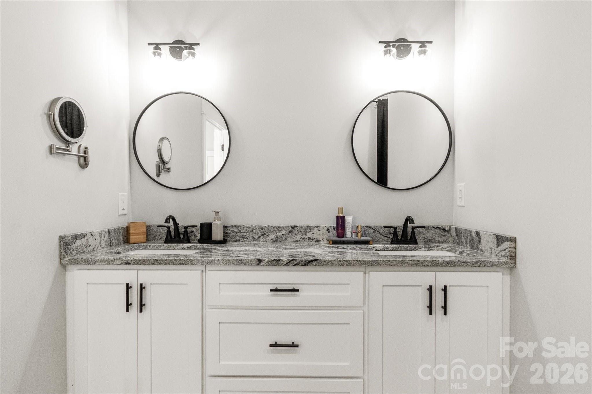 4555 Bristol Drive Property Photo 19