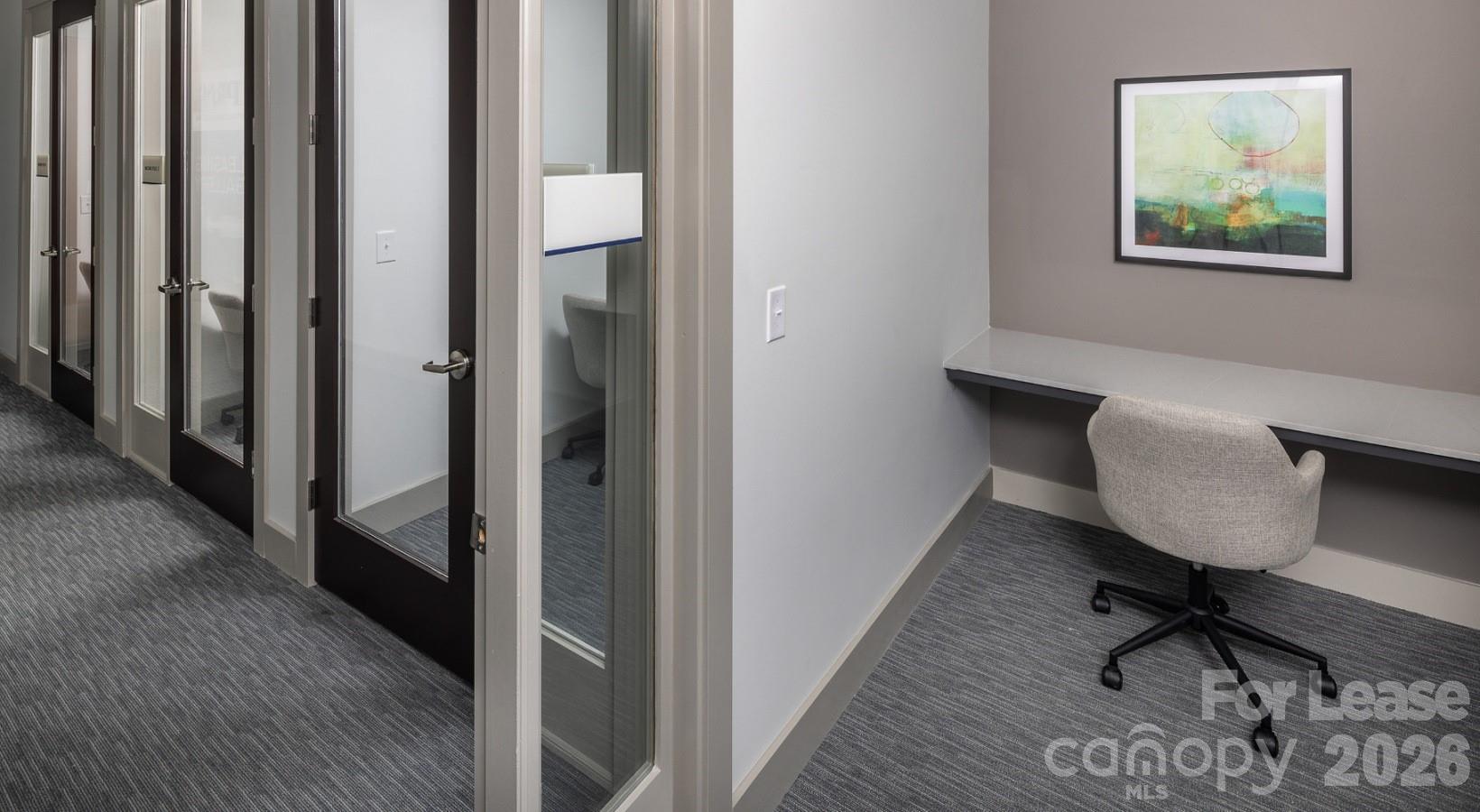 8424 N Tryon Street B3 Property Photo 10
