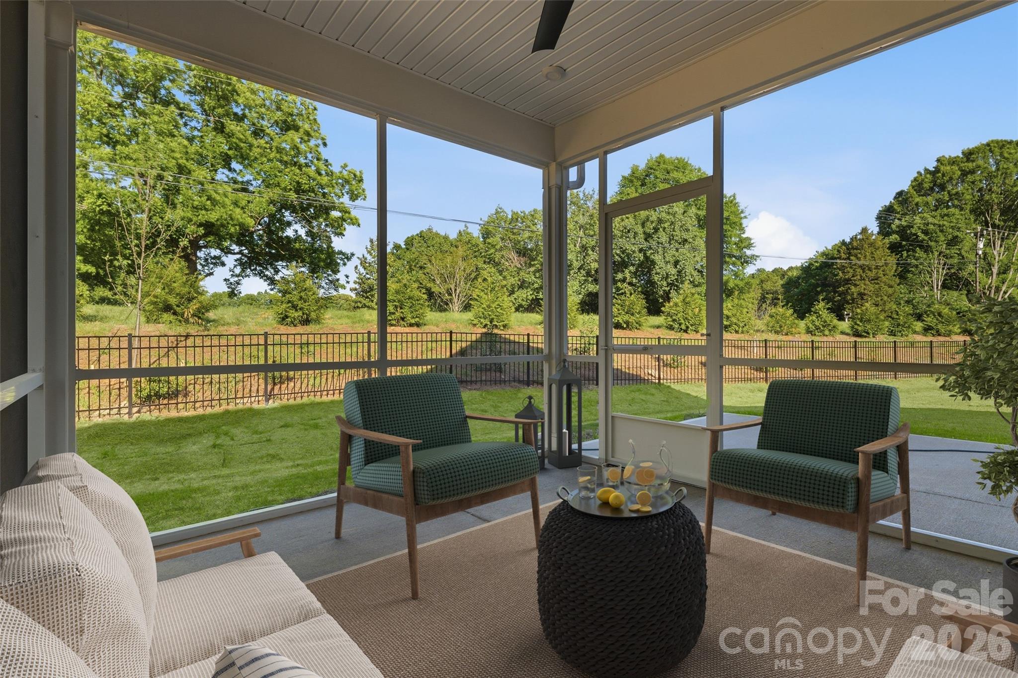 415 Alameda Way Property Photo 4