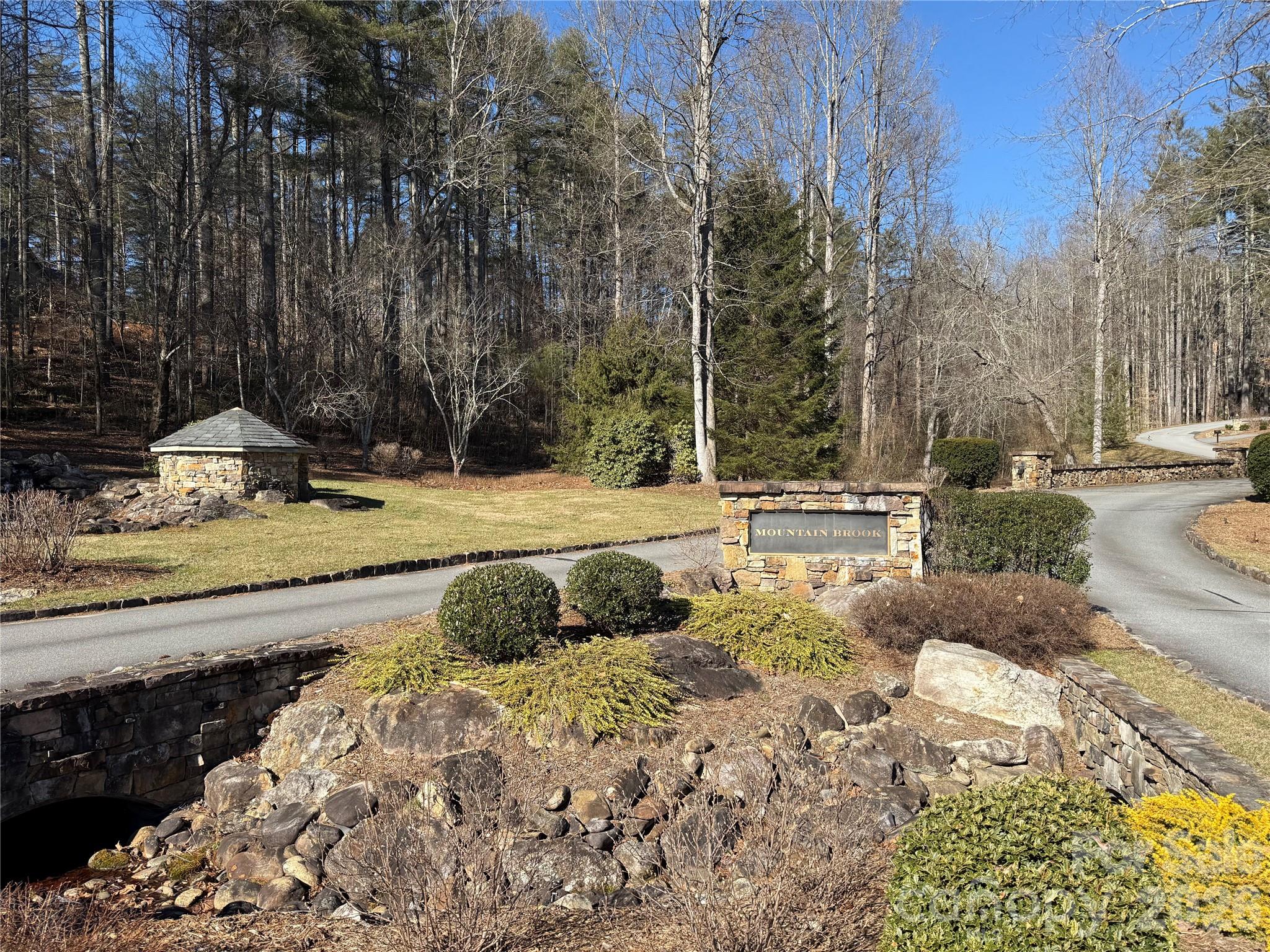 33 High Point Trail Property Photo 12
