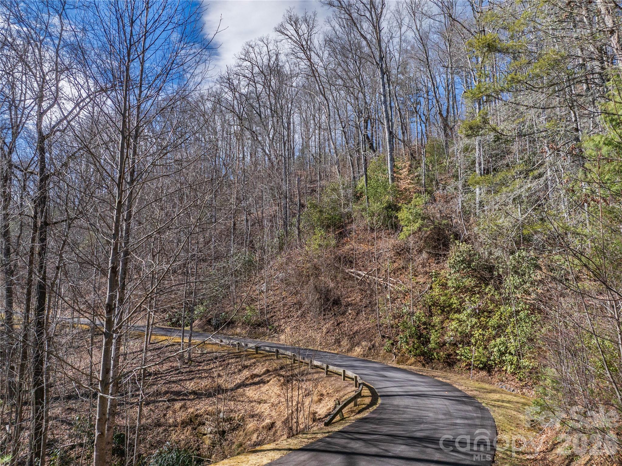 33 High Point Trail Property Photo 14