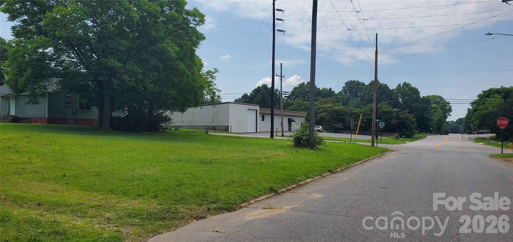 309 Monroe Street Property Photo 1