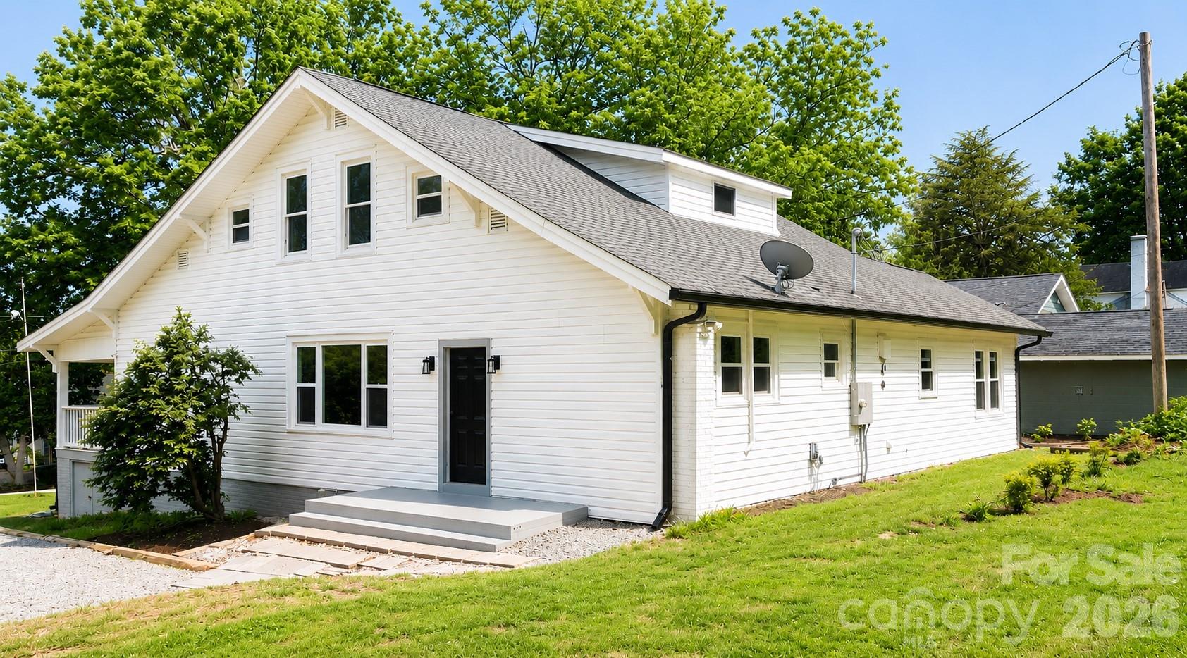 105 N Inman Avenue Property Photo 41