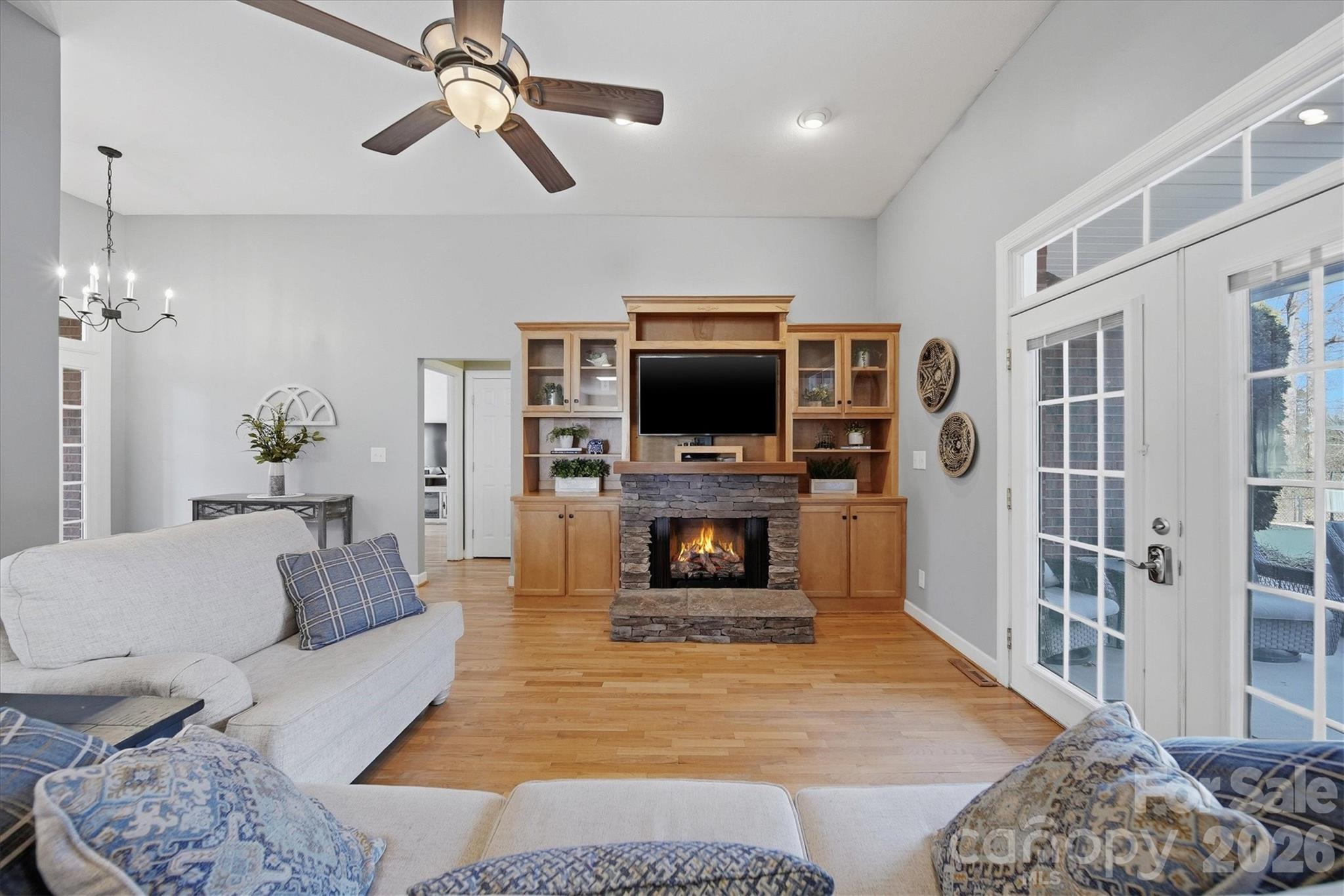 2555 Knox Landing Road Property Photo 2