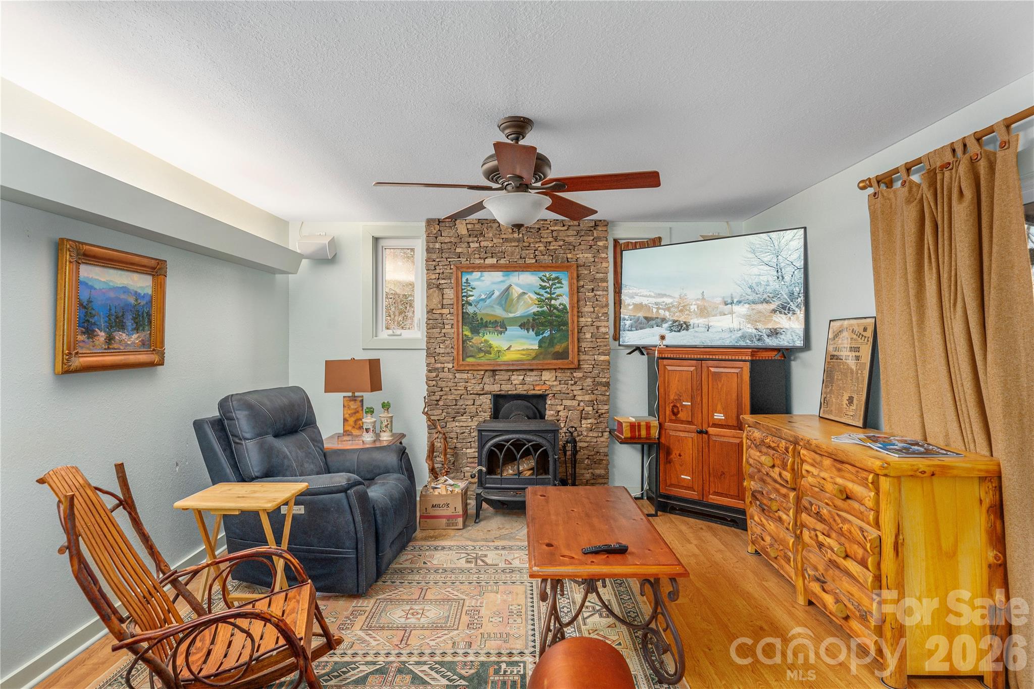 12 Bear Cove Lane Property Photo 4