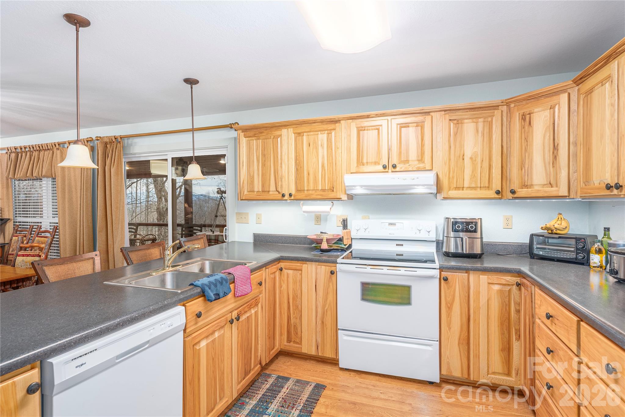 12 Bear Cove Lane Property Photo 10