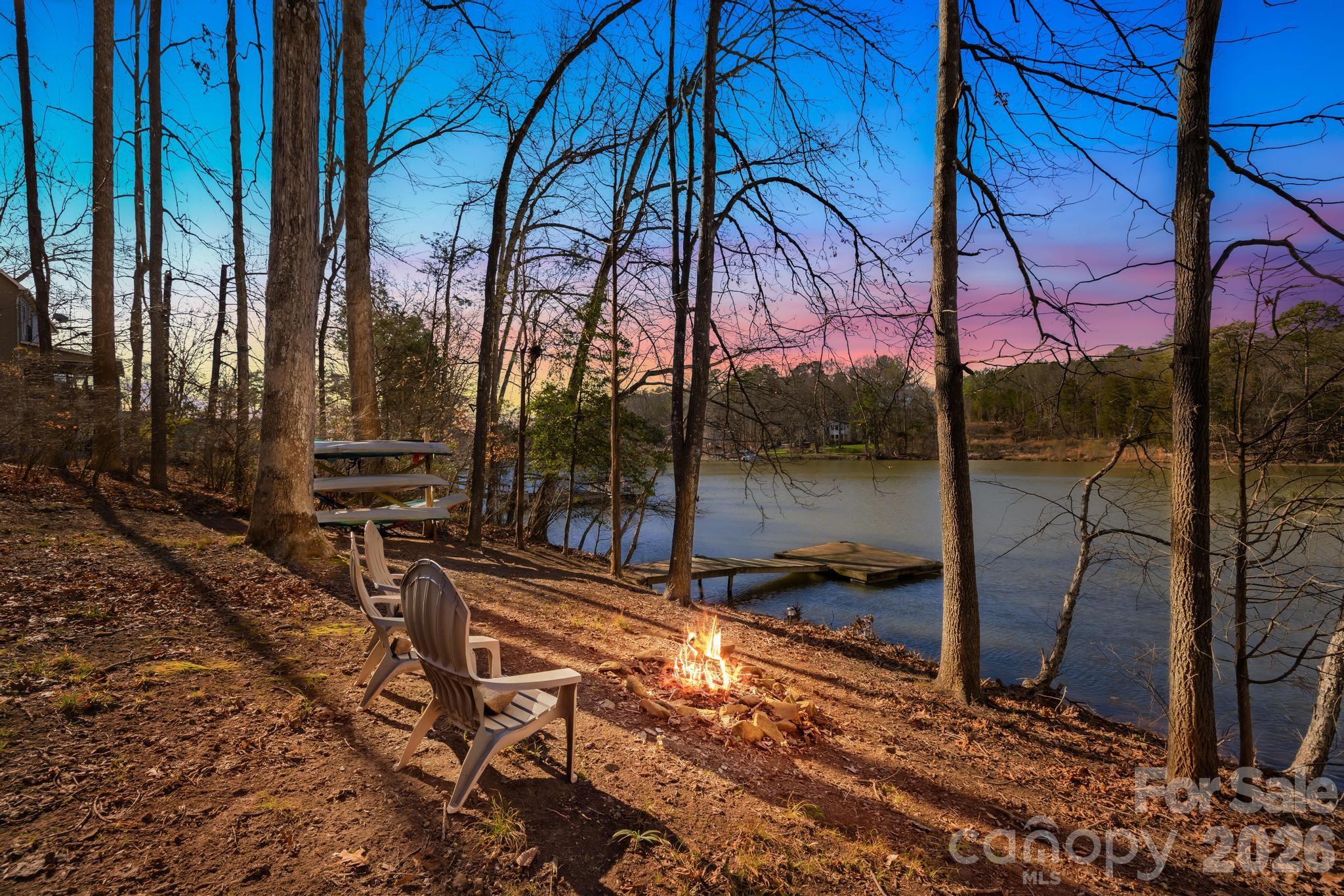 294 Carroll Cove Property Photo 1