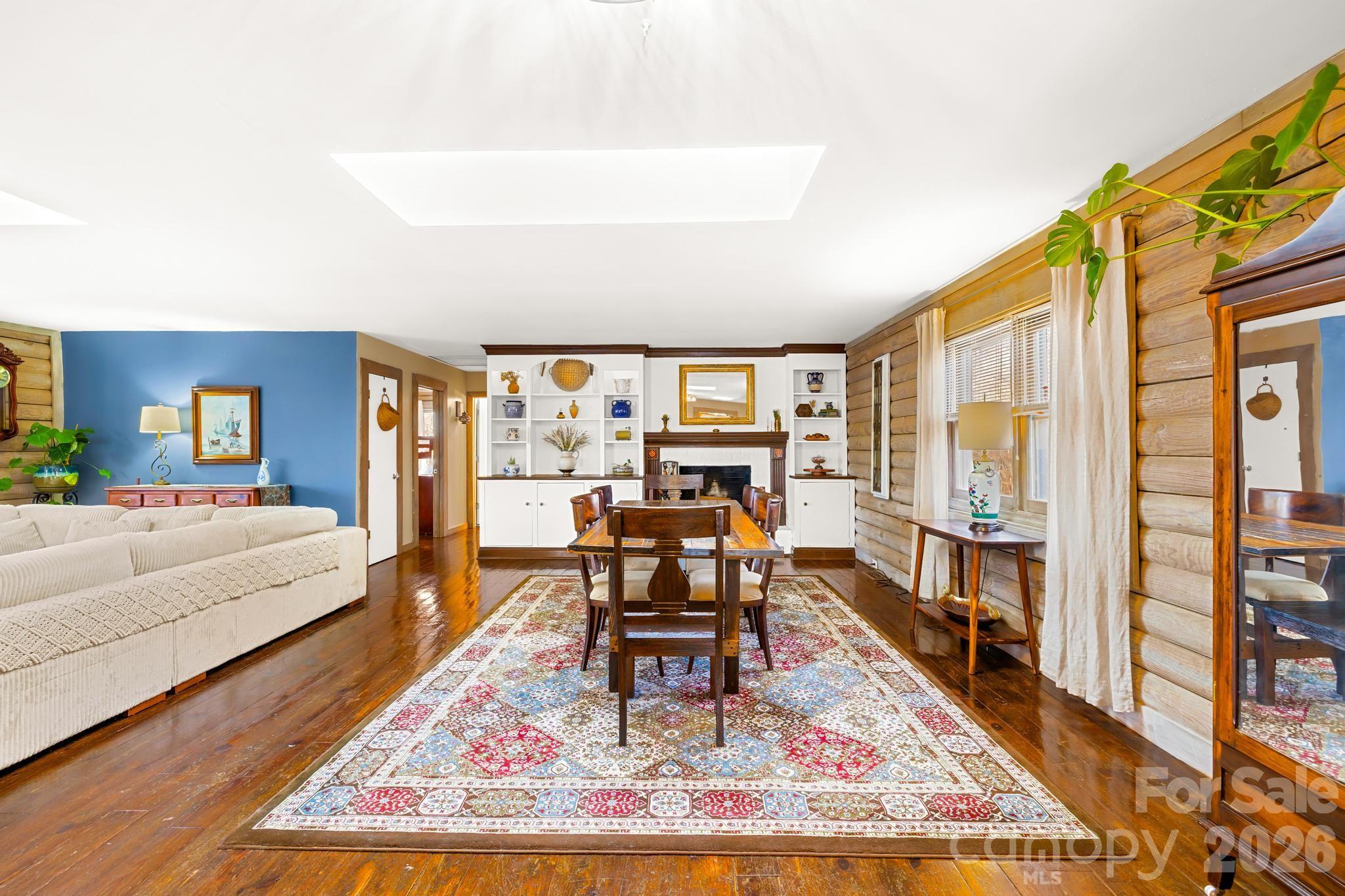 294 Carroll Cove Property Photo 7
