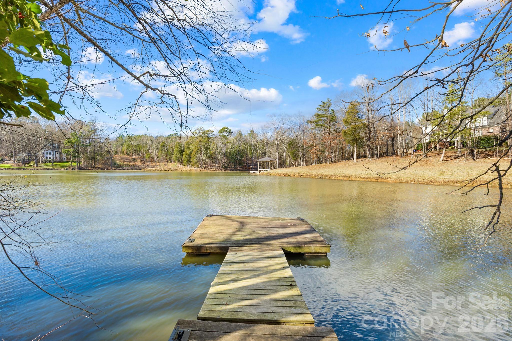 294 Carroll Cove Property Photo 20